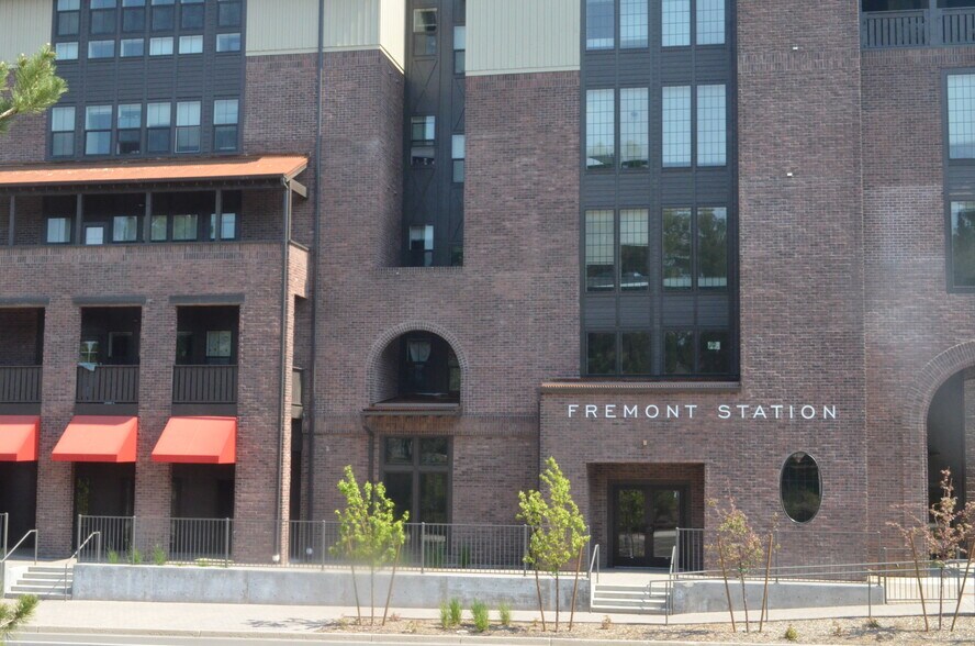 More Photos Of 555 W Forest Meadows St, Flagstaff Multifamily For Sale