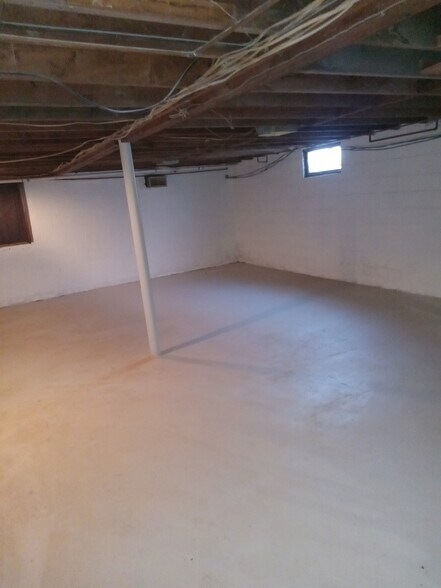 More Photos Of 515 W Butler Ave, Chalfont Veterinarian Kennel For Sale