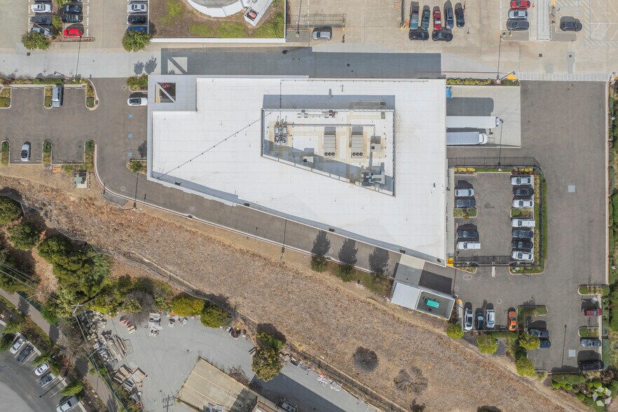 More Photos Of 560 Eccles Ave, South San Francisco Research And Development For Sale