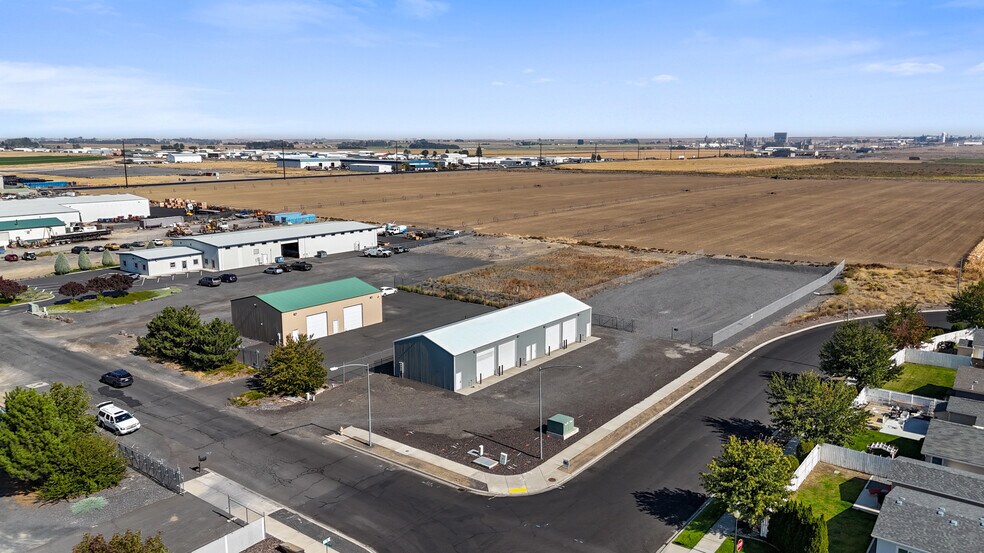 More Photos Of 221 Hamilton Rd, Moses Lake Warehouse For Lease