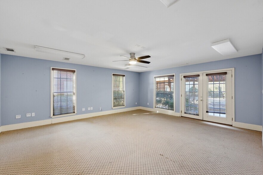 More Photos Of 6470 Georgia 400, Cumming Medical For Sale