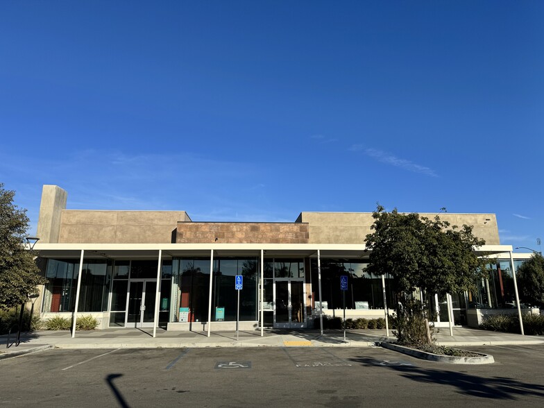 Primary Photo Of 1939-1987 S Victoria Ave, Ventura Freestanding For Lease