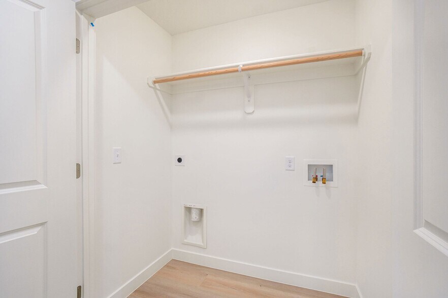 More Photos Of , Kansas City Multifamily For Sale