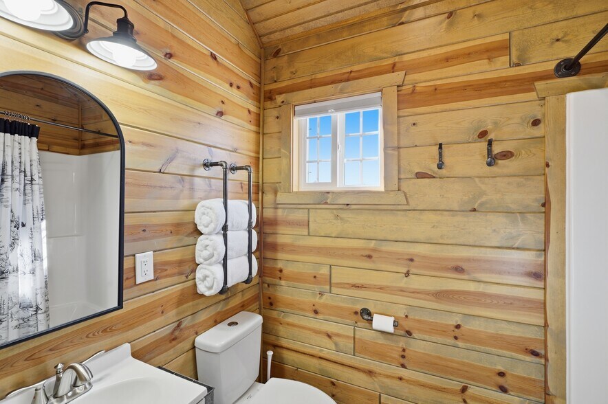 More Photos Of 13310 Silver Mountain Rd, Rapid City Hospitality For Sale
