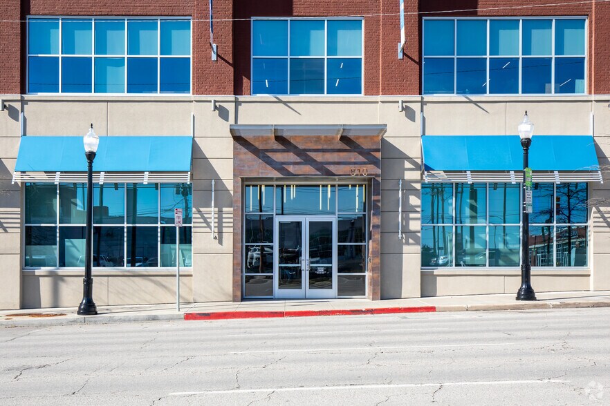More Photos Of 810 S Cincinnati Ave, Tulsa Office For Lease