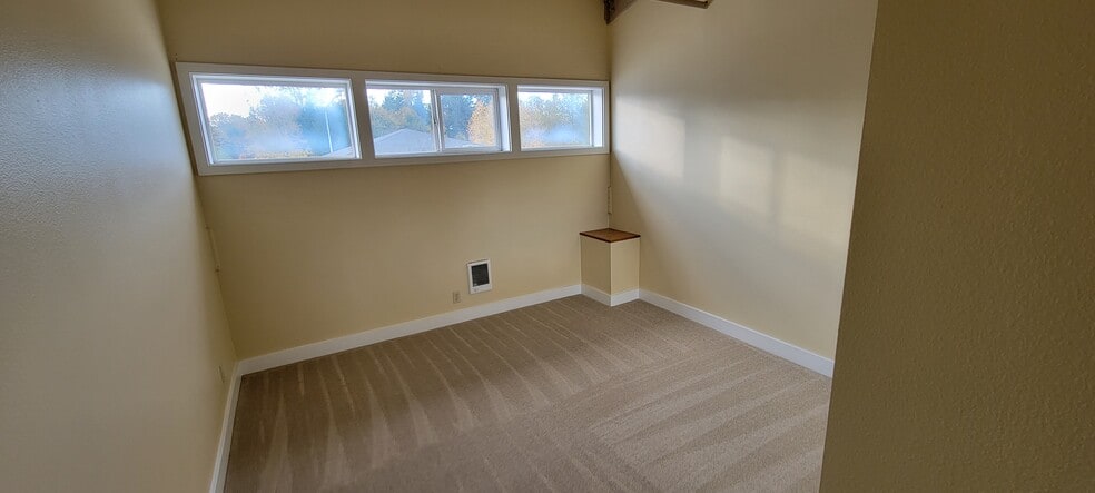 More Photos Of 3511 136th St NE, Marysville Manufacturing For Lease