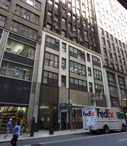 Primary Photo Of 257-261 W 38th St, New York Office For Lease