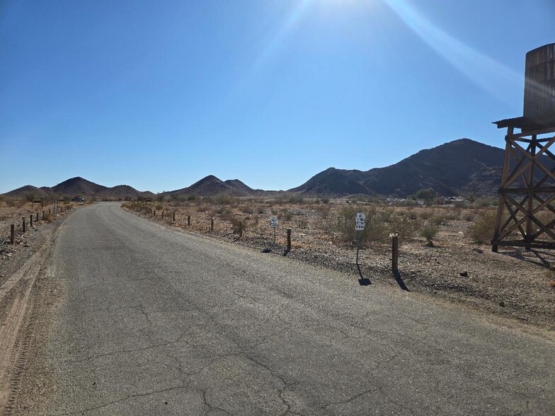 Primary Photo Of xxxx Quartzsite Ave, Quartzsite Land For Sale