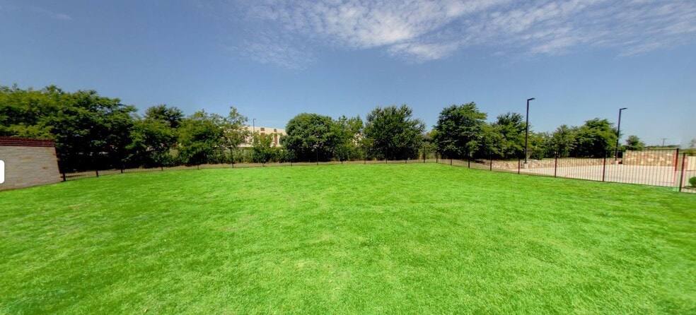 More Photos Of 6555 Dallas Pky, Frisco Schools For Sale