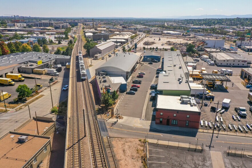 More Photos Of 900 W 1st Ave, Denver Storefront For Lease
