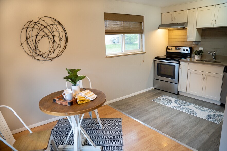 More Photos Of 809-825 Oak St, Lakewood Apartments For Sale