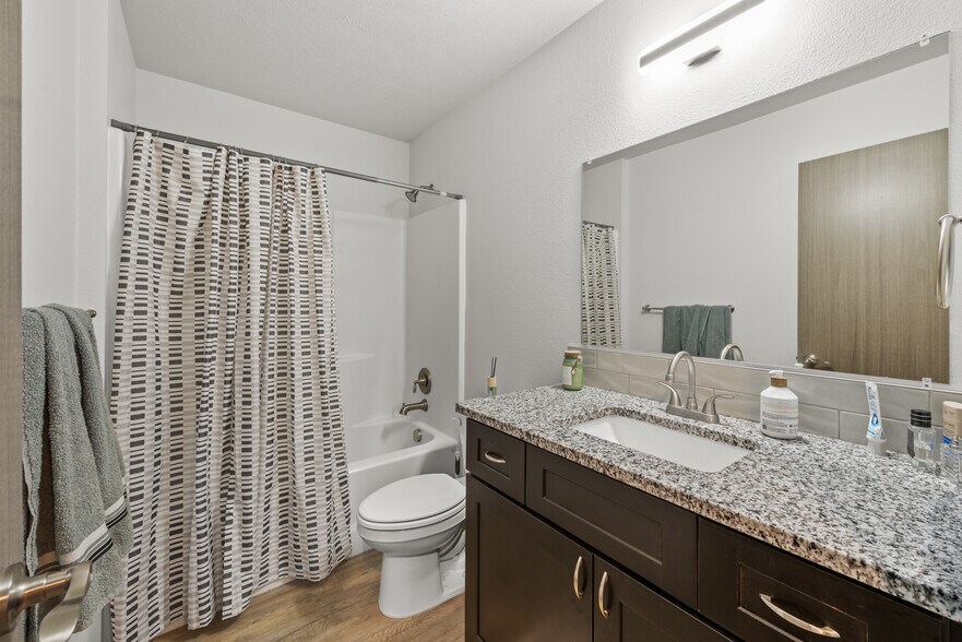 More Photos Of 419 E E St, Deer Park Multifamily For Sale