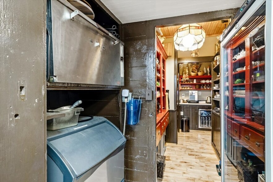 More Photos Of 241 Main St, Montgomery Center Hospitality For Sale