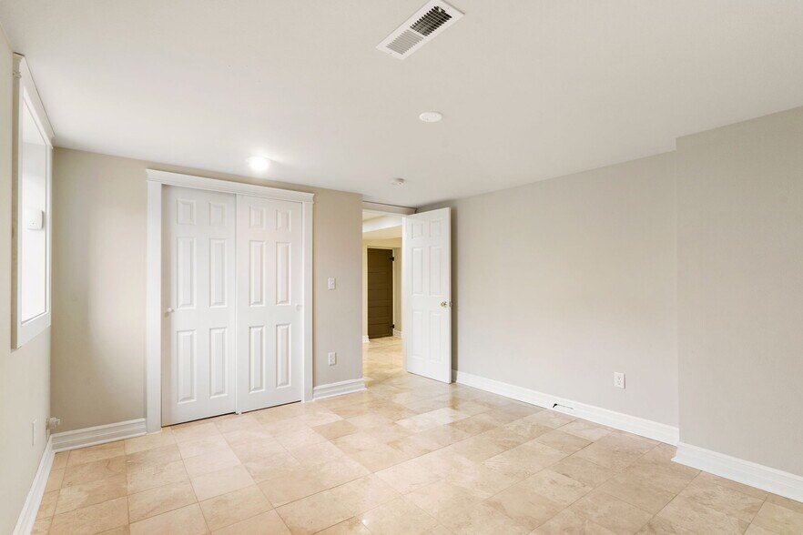 More Photos Of 7307 SW Capitol Hwy, Portland Office Residential For Sale