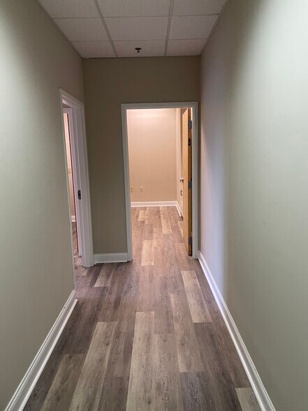 More Photos Of 715 N Church St, Charlotte Office For Sale