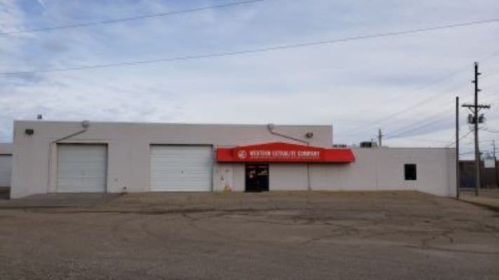 More Photos Of 530 E 8th St, Junction City Warehouse For Sale