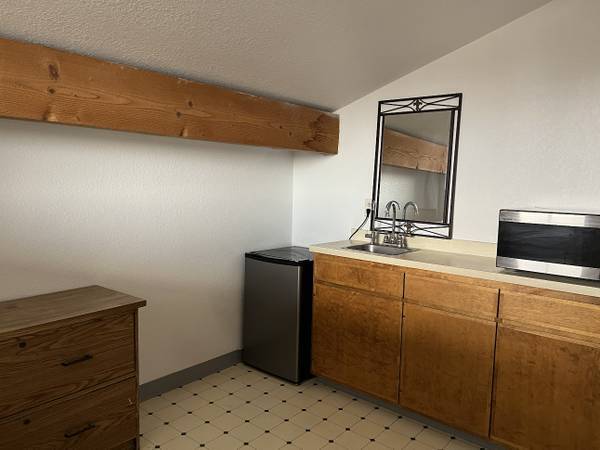 More Photos Of 101 N Citrus Ave, Covina Medical For Lease