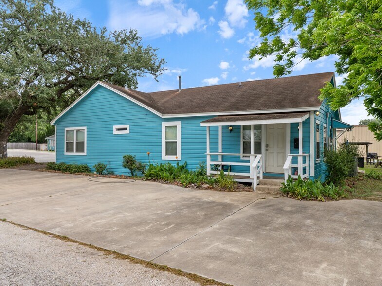 More Photos Of 3021 Avenue F, Bay City Multifamily For Sale