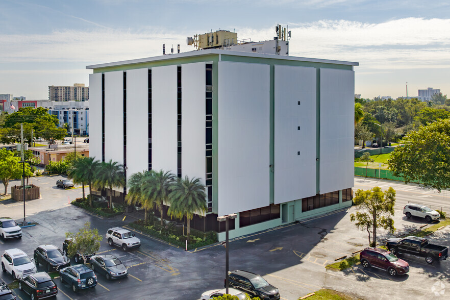 Primary Photo Of 1175 NE 125th St, North Miami Office For Lease