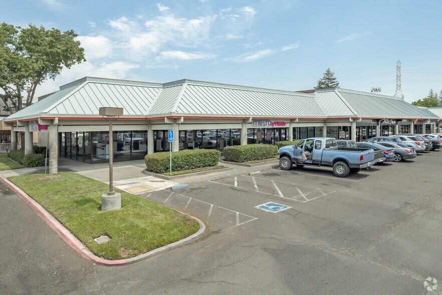 More Photos Of 1566-1612 Howe Ave, Sacramento Unknown For Lease