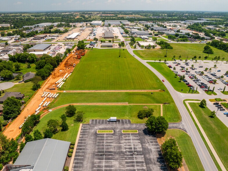 More Photos Of Hwy 264 & W Monroe Ave, Lowell Land For Sale