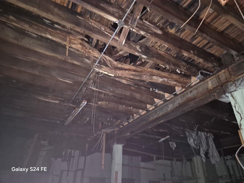 More Photos Of 1301 N Wolfe St, Baltimore Warehouse For Sale