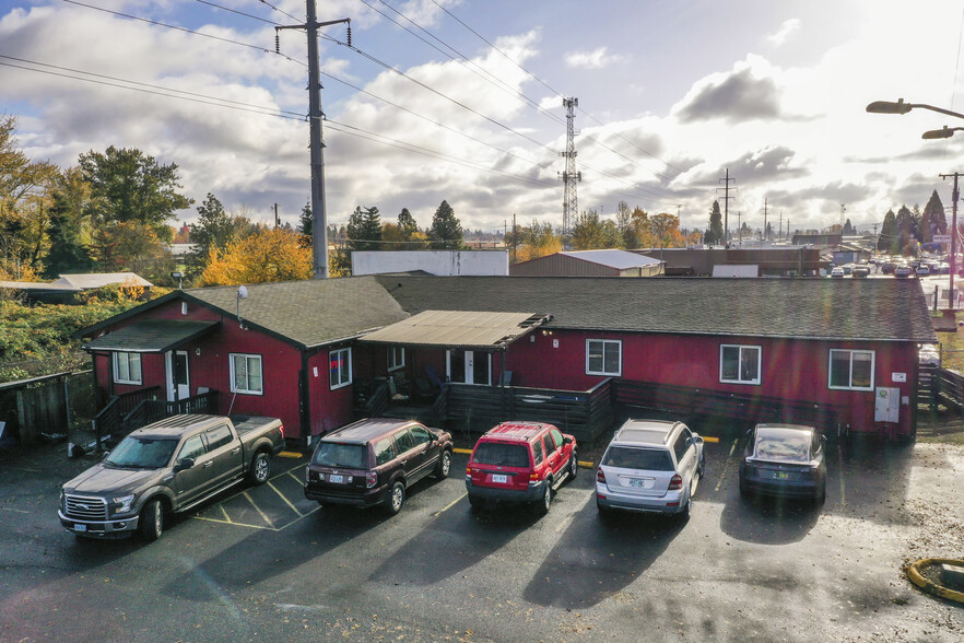 Primary Photo Of 1957 Highway 99 N, Eugene Auto Dealership For Sale