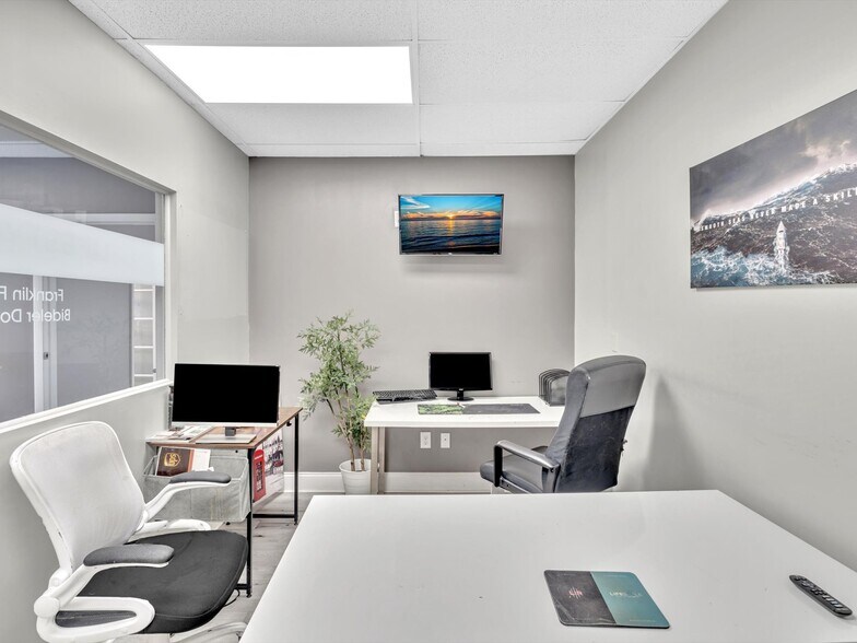 More Photos Of 6175 NW 153rd St, Miami Lakes Medical For Lease