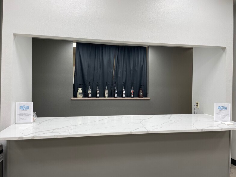 More Photos Of 6600 New York Ave, Arlington General Retail For Lease