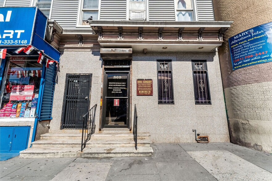 Primary Photo Of 867-869 Bergen Ave, Jersey City Storefront Retail Residential For Lease
