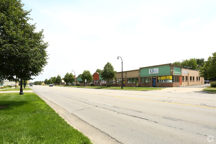 More Photos Of 28885 Plymouth Rd, Livonia Unknown For Lease