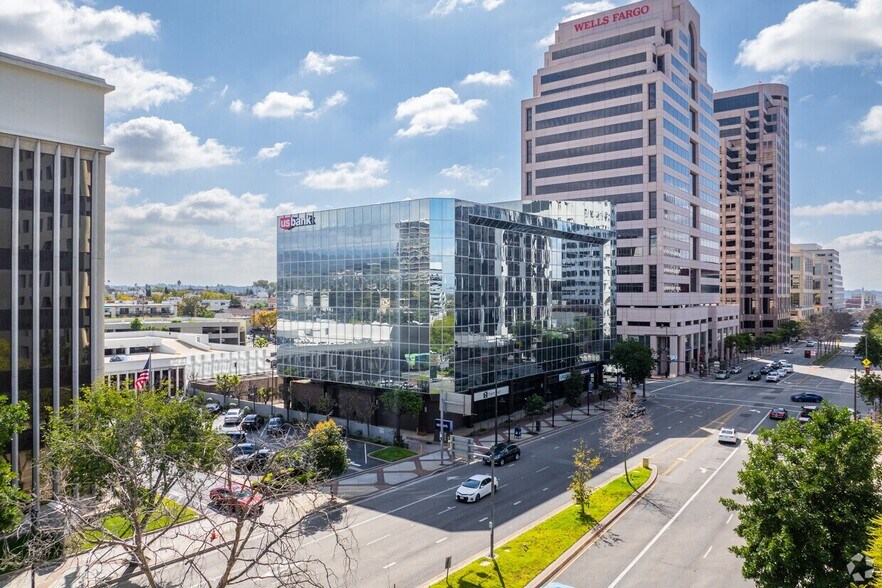 More Photos Of 600 N Brand Blvd, Glendale Medical For Lease