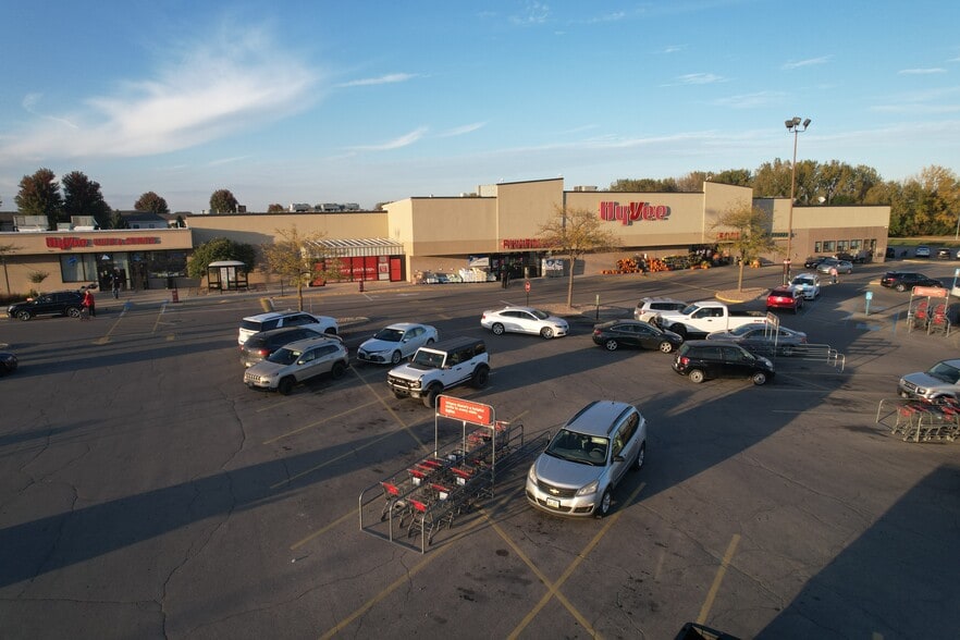 More Photos Of 2310-2560 4th St SW, Mason City Unknown For Lease