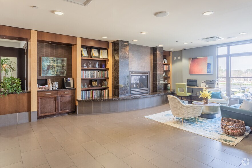 More Photos Of 670 Downey Green, Hampton Apartments For Sale