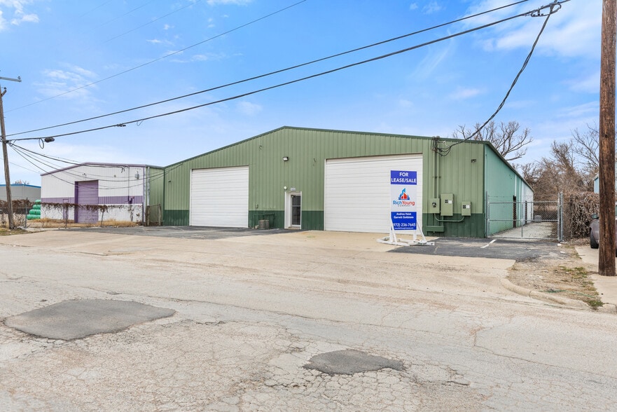 Primary Photo Of 5909 Eden Dr, Haltom City Unknown For Lease