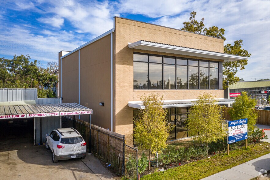 More Photos Of 729 W 19th St, Houston Storefront Retail Office For Sale