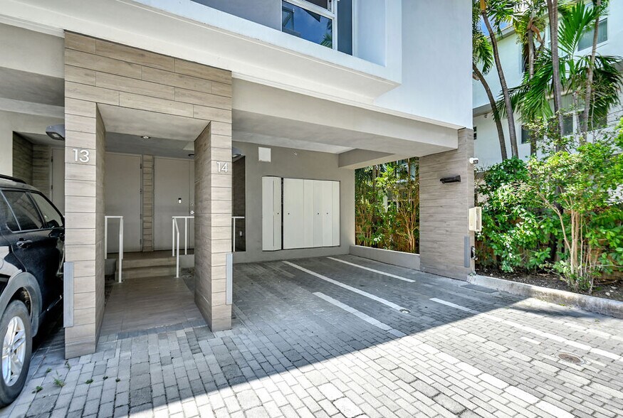 More Photos Of 1000 99th St, Bay Harbor Islands Apartments For Sale