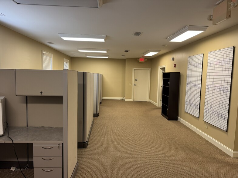 More Photos Of 1325 Satellite Blvd, Suwanee Office For Sale