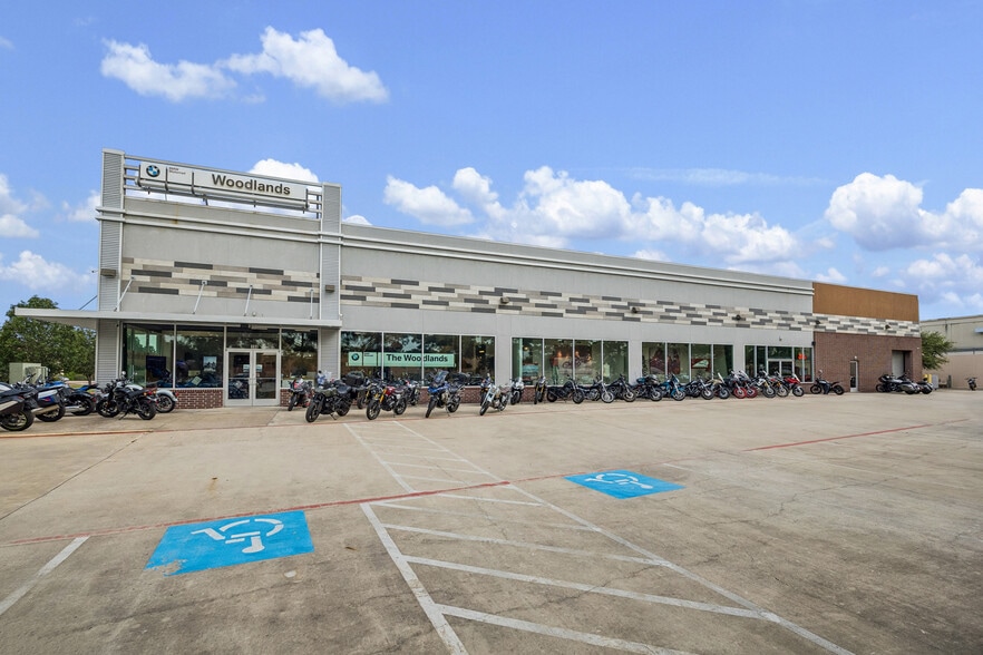 More Photos Of 198 Ed English Dr, Shenandoah General Retail For Sale