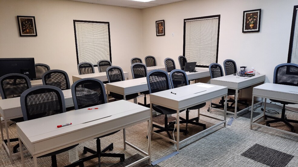 More Photos Of 4640 Valais Ct, Johns Creek Medical For Lease