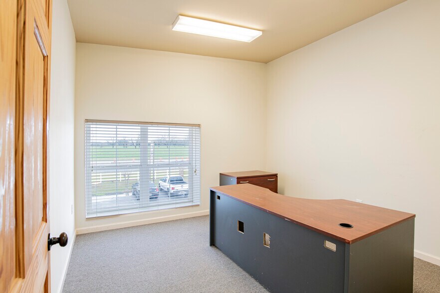 More Photos Of 25341 State Highway 181, Daphne Flex For Sale