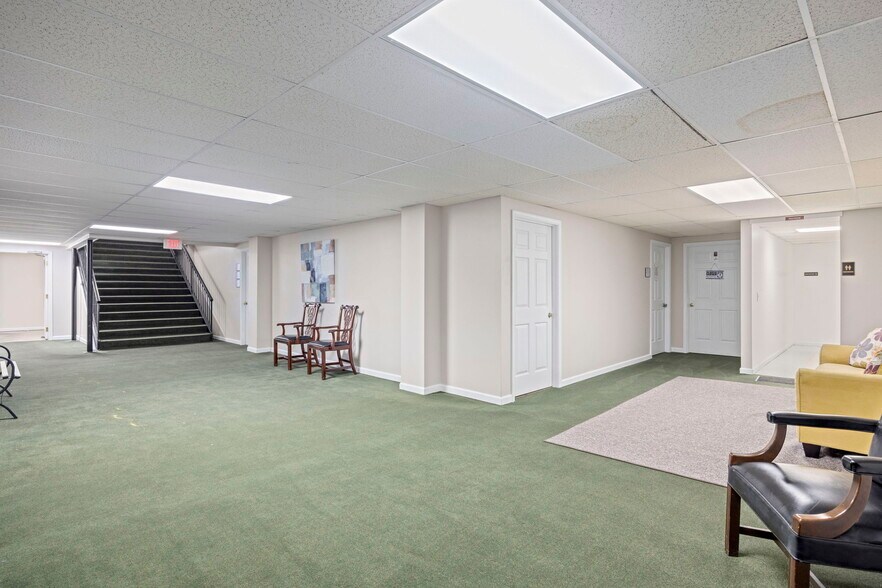 More Photos Of , Waynesboro Office For Sale