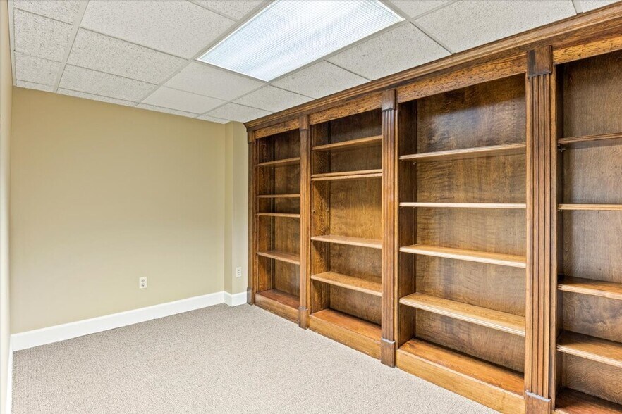 More Photos Of 110 Linden Oaks, Rochester Office Residential For Sale