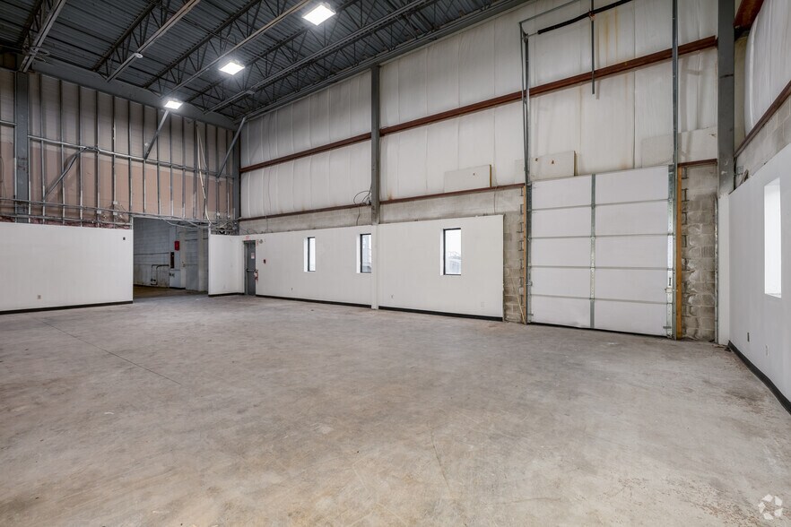 More Photos Of 378 Page St, Stoughton Light Distribution For Sale