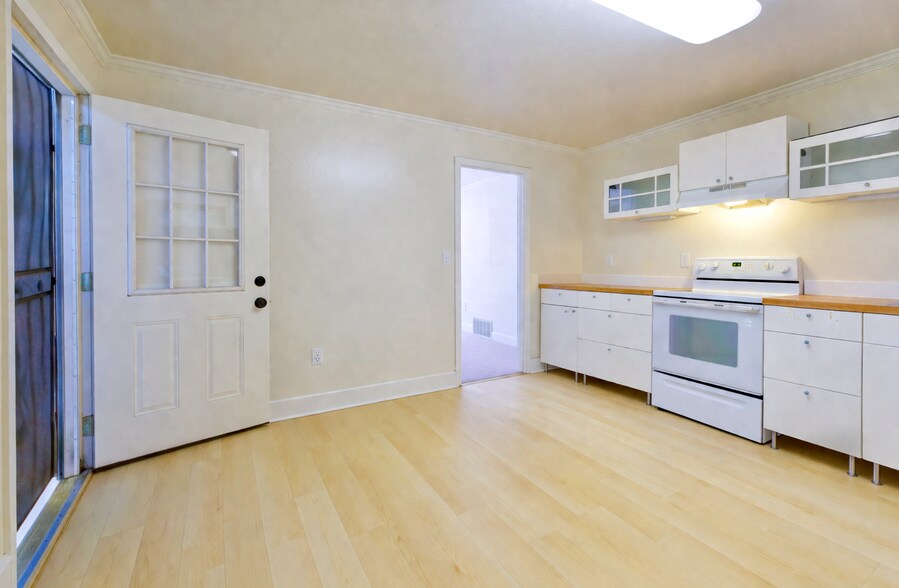 More Photos Of 926 Georgia St, Vallejo Apartments For Sale