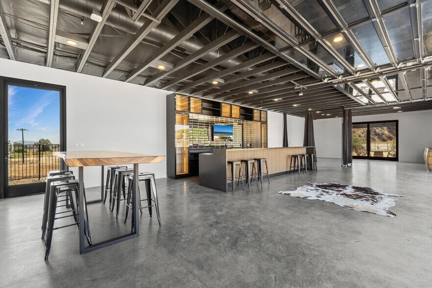 More Photos Of 36051 E Benton Rd, Temecula Winery Vineyard For Sale