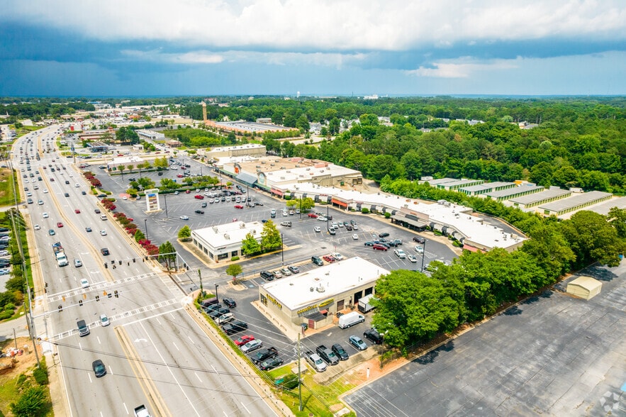 More Photos Of 1820 Highway 20 SE, Conyers General Retail For Lease