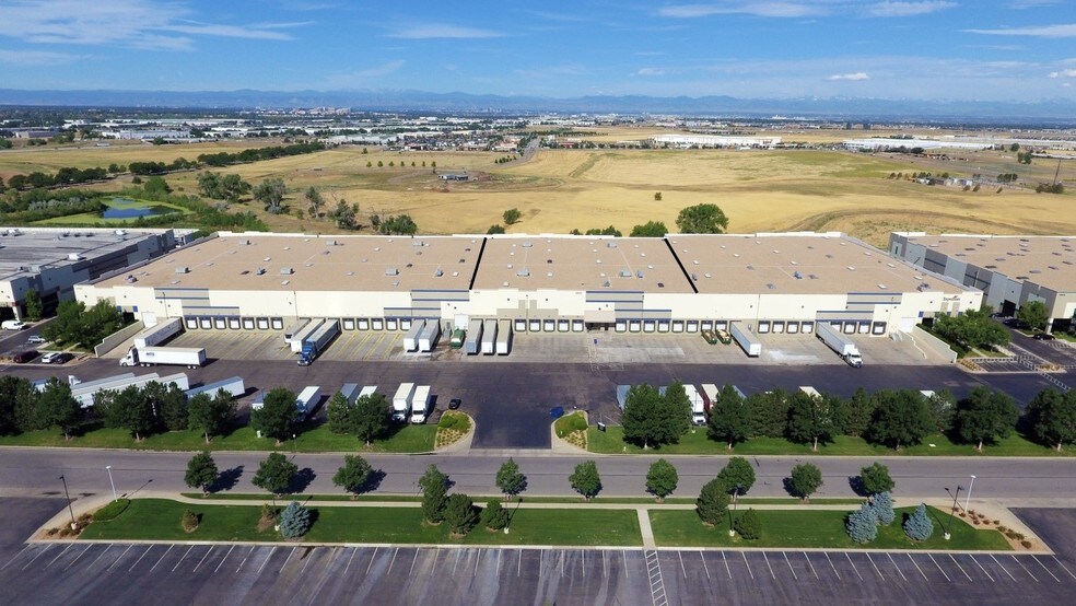 More Photos Of 3503-3593 N Windsor Dr, Aurora Warehouse For Lease