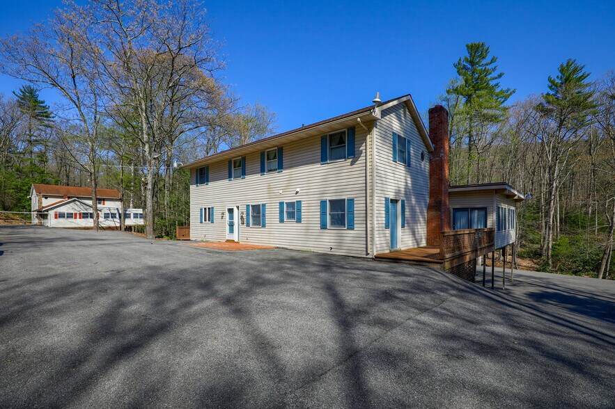 More Photos Of 160-166 Mossy Oak Ln, Mifflinburg Sports And Entertainment For Sale