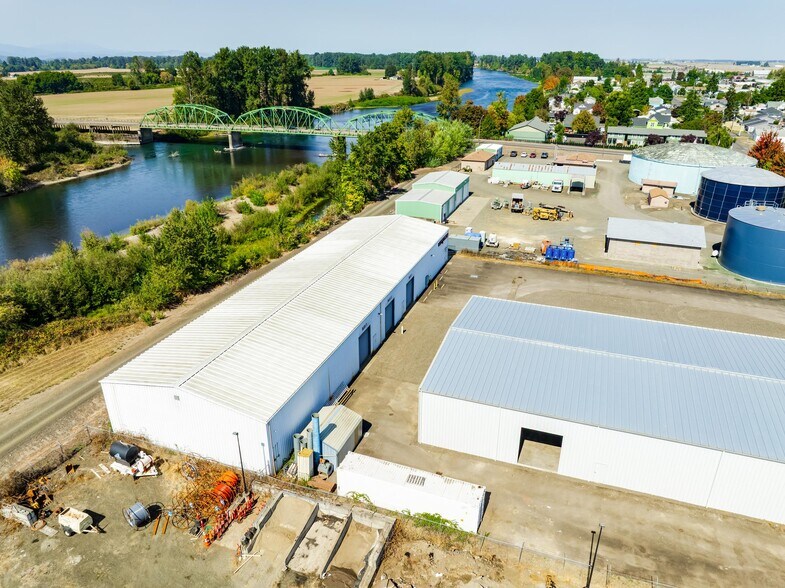 More Photos Of 810 S 2nd St, Harrisburg Warehouse For Sale